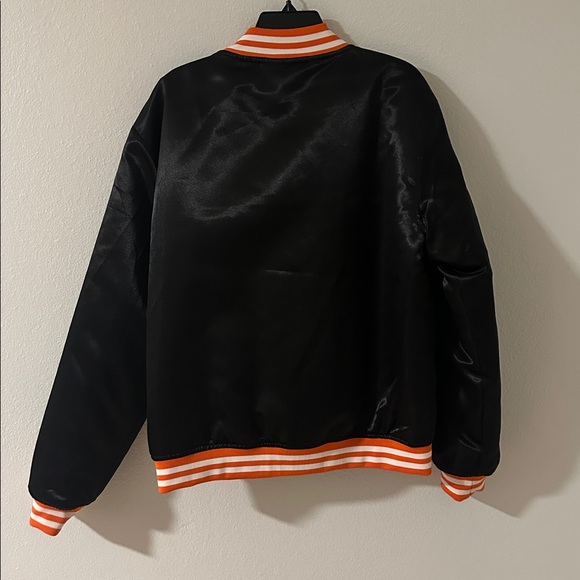 BoxLunch Dragon Ball Z Saiyans Bomber Jacket - Picture 5 of 5